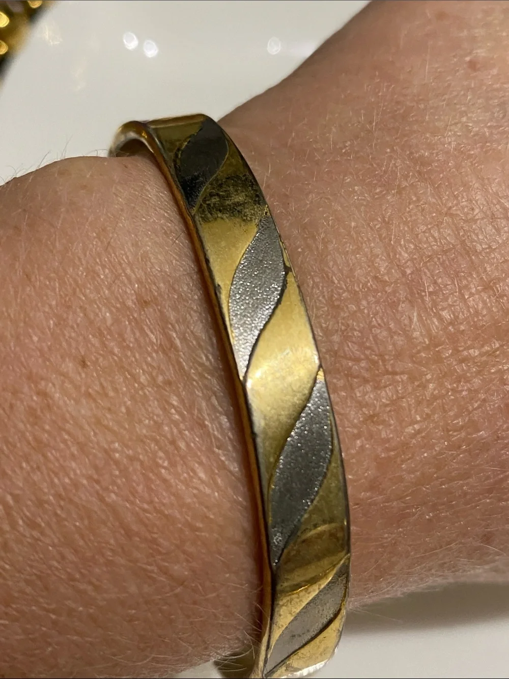 N/A gold cuff